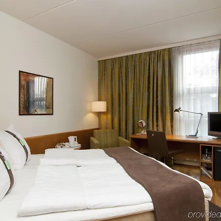 Otel Holiday Inn Turku