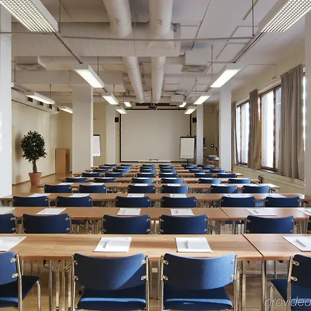 Otel Holiday Inn Turku