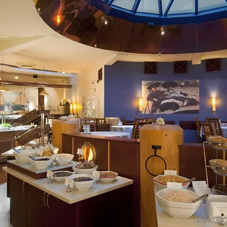 Holiday Inn Turku Otel