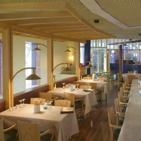 Hotel Holiday Inn Turku 4*