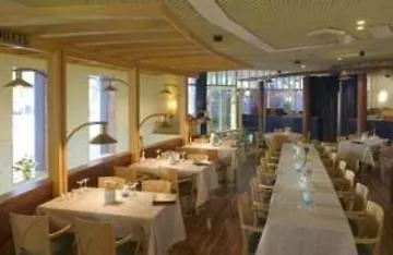 Holiday Inn Turku 4* טורקו