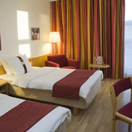 Otel Holiday Inn Turku 4*